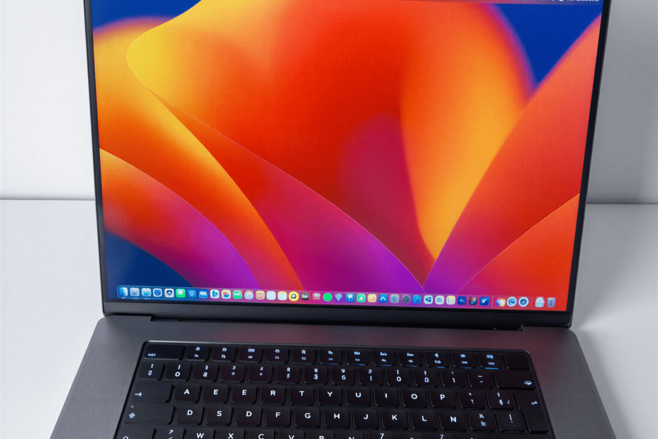 Réparation Macbook Apple à Talence - Docteur Pc 33 - #depannageinformatique #Bordeaux #talence #talencemaville #bordeauxmaville #informatique #Informatique_Bureautique #pcportable #réparationpc #ordinateurportable #écrancassé #apple #macbook